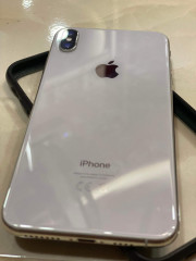 IPhone xs max 256gb battery 82%