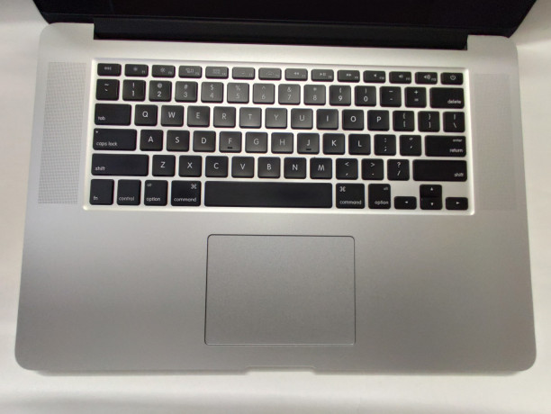 macbook-pro-15-i7-2015-big-2