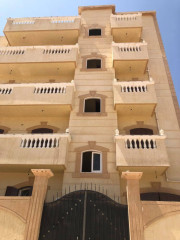 شقه جديدة للايجار الشهري في برج العرب - 150م -الحي الثالث- اسكان عائلي