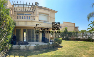 Twin house for rent at the village Dora compound steps from concord plaza 90 Street new Cairo