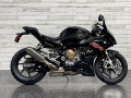 2021-bmw-s1000rr-small-1